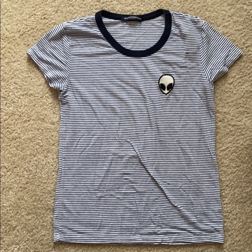 Brandy Melville t-shirt